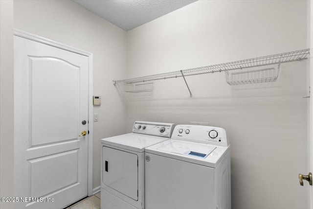 336 Edge Of Woods Rd, Saint Augustine, FL 32092 - laundry room featuring independent washer and dryer