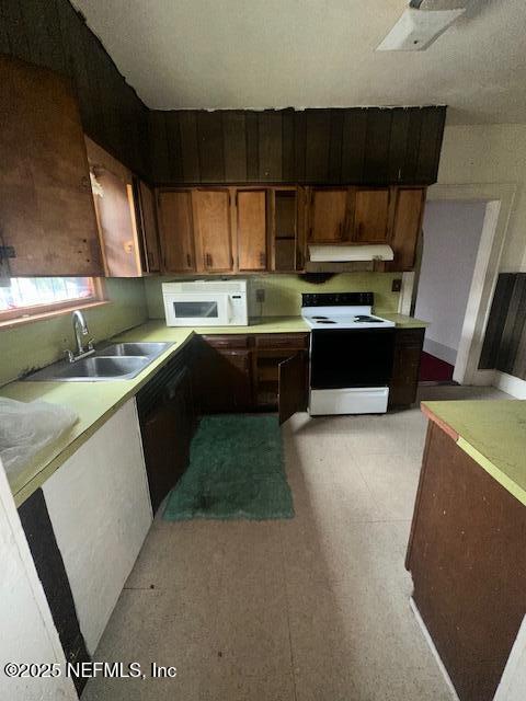 225 W 61st St, Jacksonville, FL 32208 - photo 13
