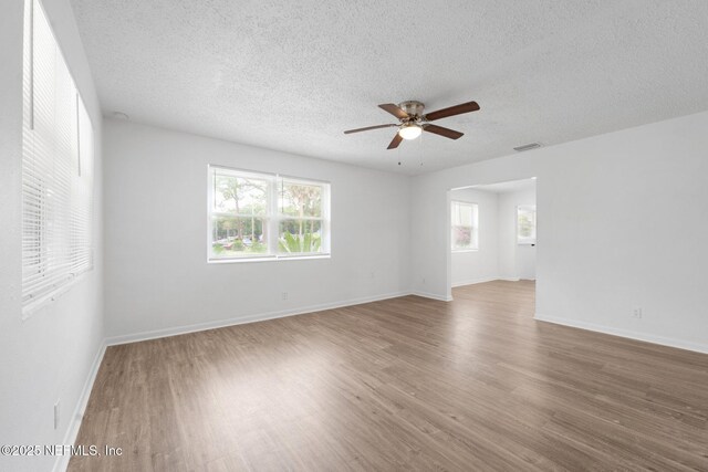 6620 Barkwood Dr, Jacksonville, FL 32277 - photo 8