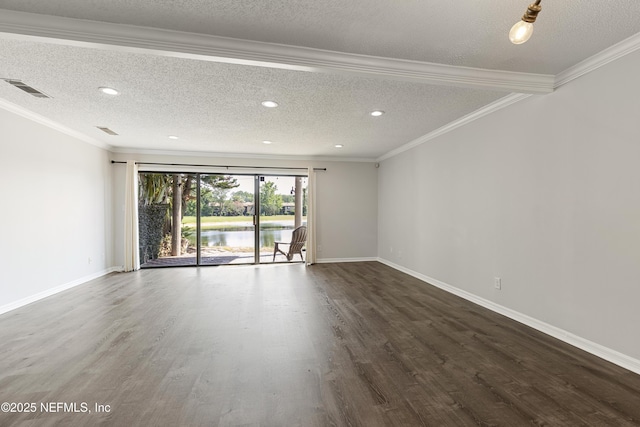 7855 La Sierra Ct Unit 7855, Jacksonville, FL 32256 - unfurnished room with dark wood finished floors, a textured ceiling, recessed lighting, a water view, and crown molding