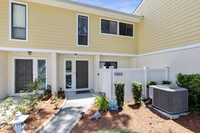 7855 La Sierra Ct Unit 7855, Jacksonville, FL 32256 - doorway to property