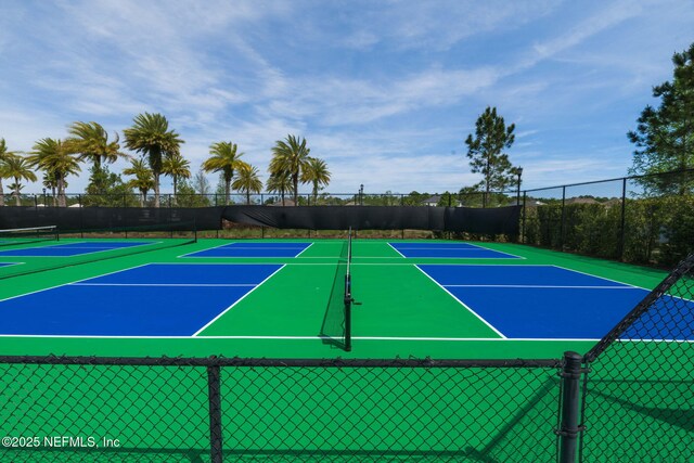 168 Bronson Pkwy, Saint Augustine, FL 32095 - view of tennis court with community basketball court
