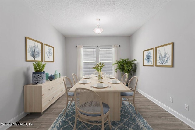 150 Calumet Dr, Saint Johns, FL 32259 - dining room featuring dark wood-style floors and a textured ceiling