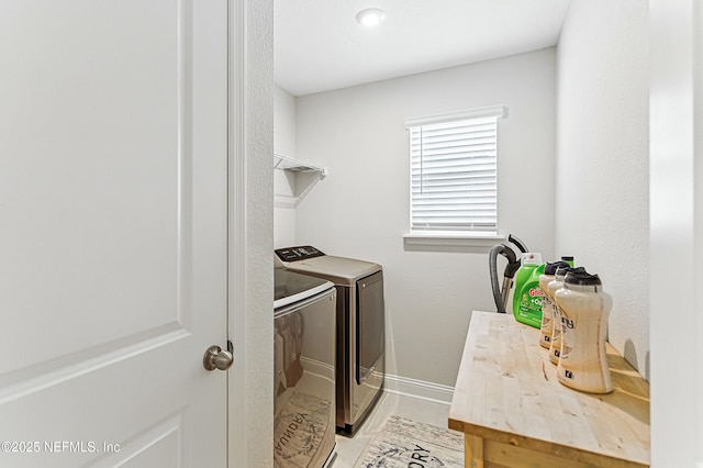 105 Meadow Creek Dr, Saint Johns, FL 32259 - laundry area with washing machine and dryer and baseboards