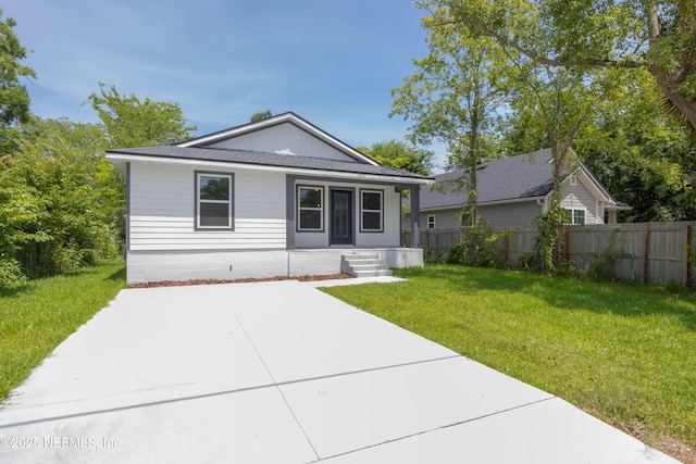 460 S Nassau St, Saint Augustine, FL 32084 - view of front of property with a porch