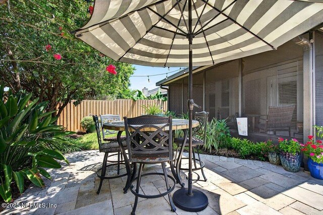 611 Selva Lakes Cir, Atlantic Beach, FL 32233 - view of patio / terrace featuring outdoor dining area