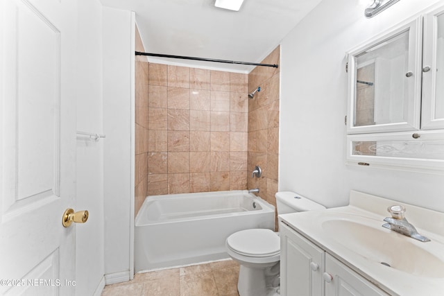 610 Division St, Fernandina Beach, FL 32034 - full bath featuring vanity and washtub / shower combination