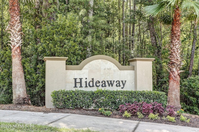 86051 Venetian Ave, Yulee, FL 32097 - view of community sign