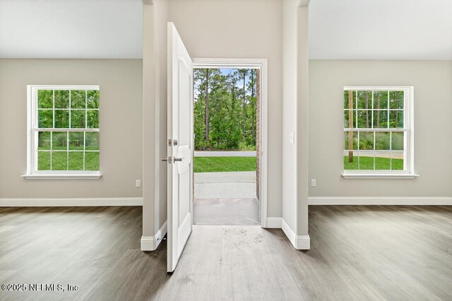 451632 Old Dixie Hwy, Callahan, FL 32011 - foyer with wood finished floors and baseboards