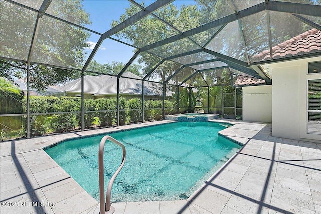 104 Haverhill Dr, Ponte Vedra Beach, FL 32082 - view of pool featuring a patio area, a pool with connected hot tub, and a lanai