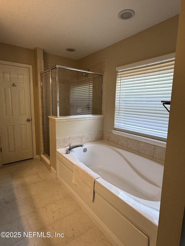 86163 Venetian Ave, Yulee, FL 32097 - full bath featuring a garden tub and a shower stall