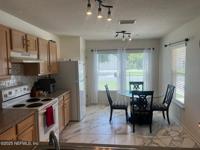 7110 Newman Lake Ct, Jacksonville, FL 32222 - photo 12