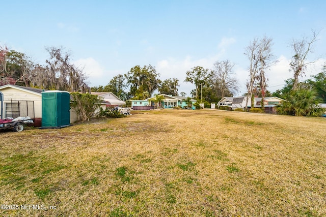 2910 Lake Shore Blvd, Jacksonville, FL 32210 - view of yard