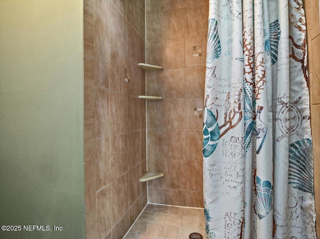 2715 Versailles Ct, Ponte Vedra Beach, FL 32082 - bathroom with a tile shower