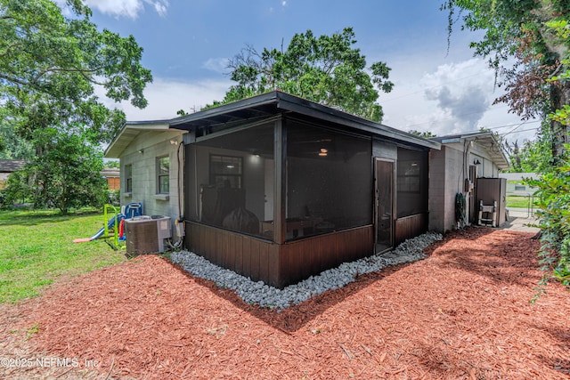 2857 Melhollin Dr, Jacksonville, FL 32216 - photo 36