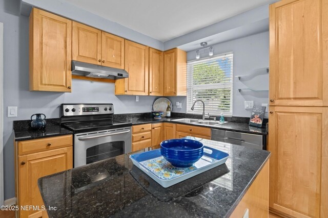 4078 Briarforest Rd E, Jacksonville, FL 32277 - photo 20