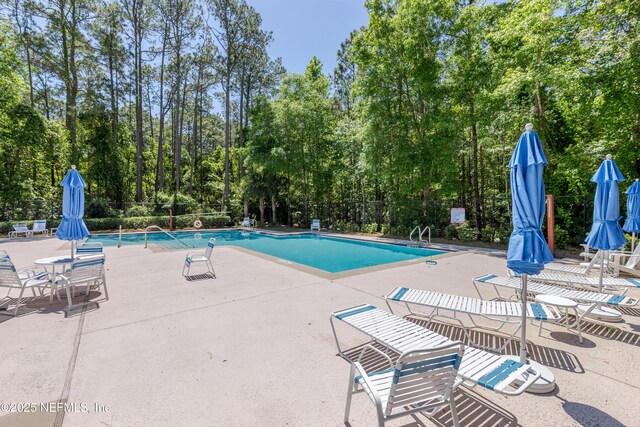 9099 Spindletree Way, Jacksonville, FL 32256 - photo 32