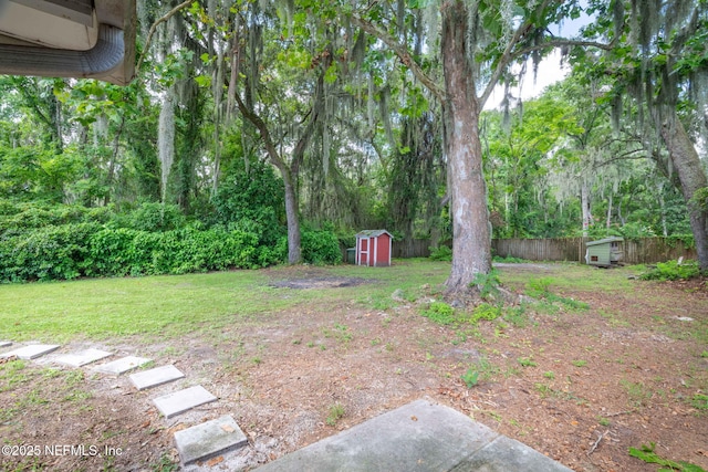 136 Hollywood Forest Dr, Fleming Island, FL 32003 - view of yard featuring a storage unit