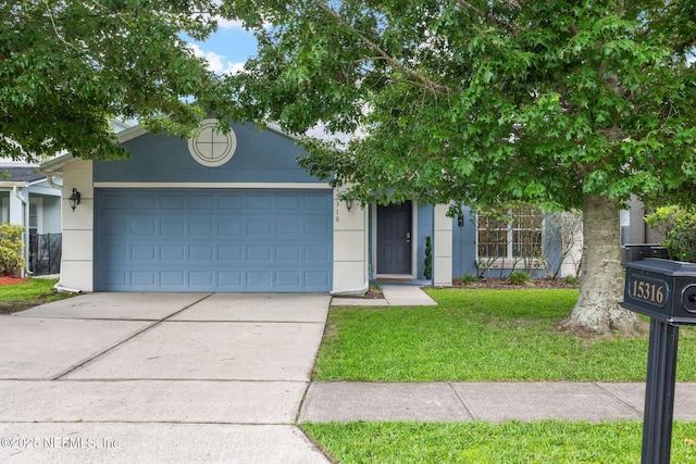 15316 Perdido Dr, Orlando, FL 32828 - view of front of home featuring stucco siding, an attached garage, a front lawn, and concrete driveway