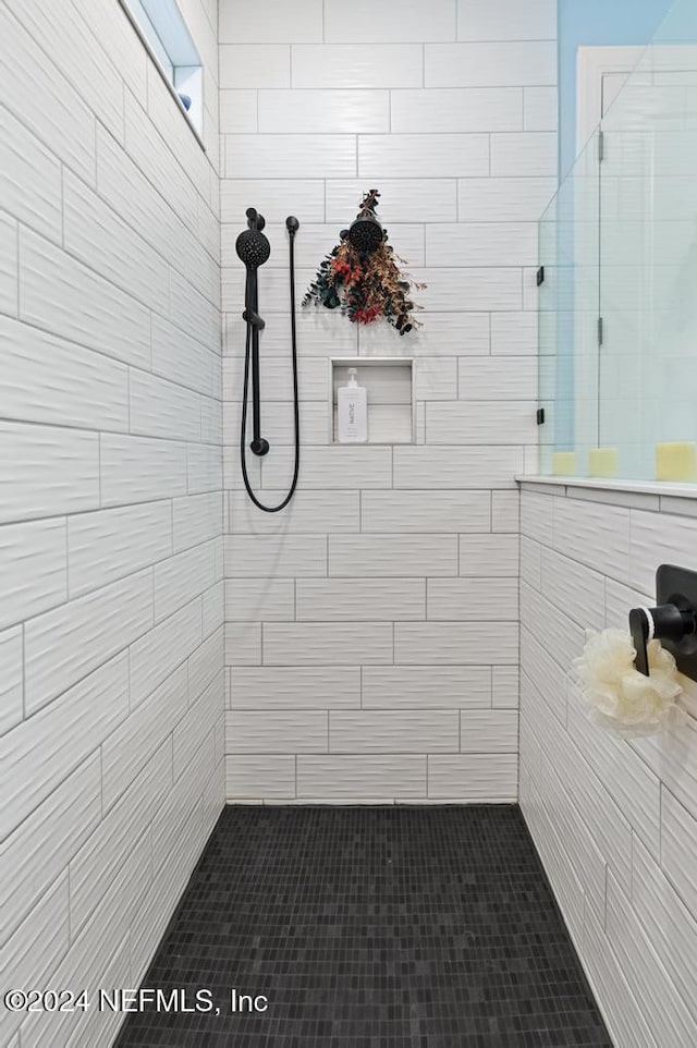 188 Sundown Covey Trl, Saint Augustine, FL 32095 - full bath with a tile shower