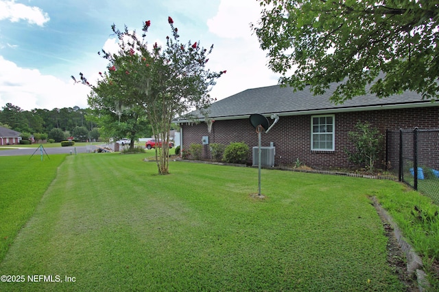 54002 Evergreen Trl, Callahan, FL 32011 - view of yard