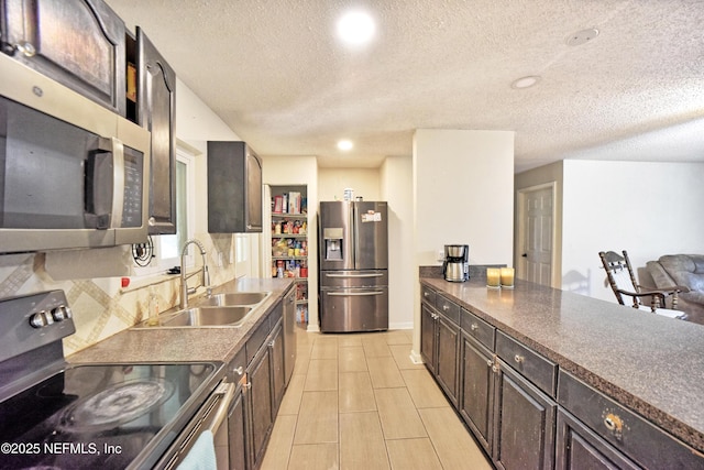 71 Braddock Ln, Palm Coast, FL 32137 - photo 3