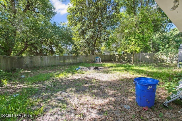 950 Ashton St, Jacksonville, FL 32208 - view of fenced backyard