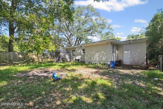 950 Ashton St, Jacksonville, FL 32208 - rear view of house