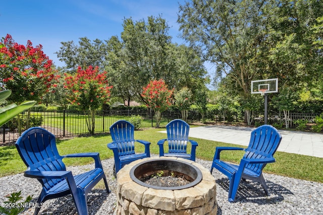 95006 Buckeye Ct, Fernandina Beach, FL 32034 - view of patio with a fire pit