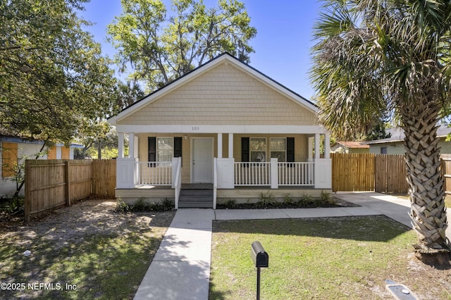 103 Chapin St, Saint Augustine, FL 32084 - bungalow featuring covered porch