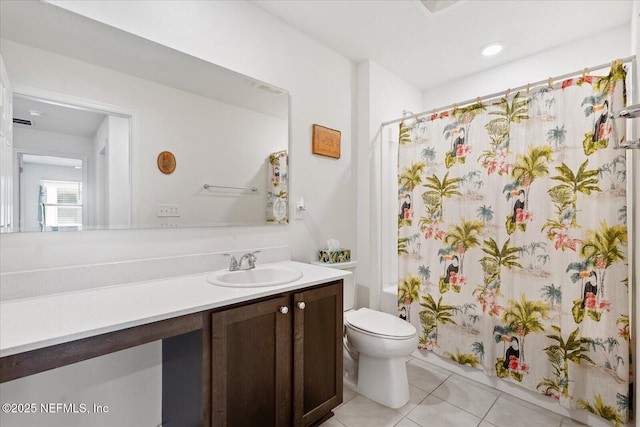 20 Willow St, Palm Coast, FL 32164 - full bathroom with tile patterned flooring, vanity, and shower / bath combo