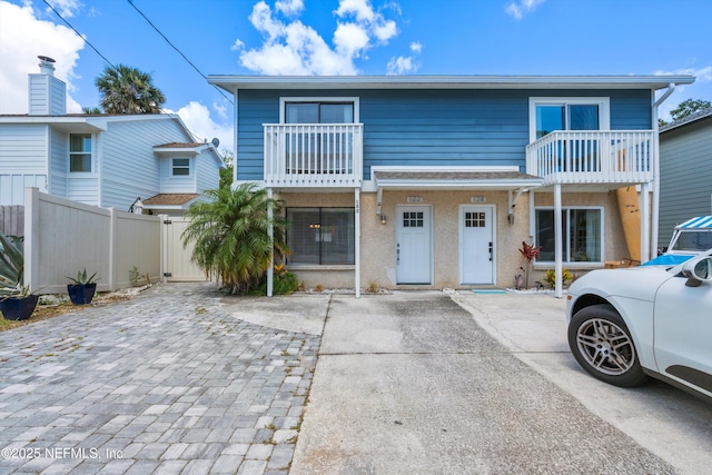 122 Pine St, Atlantic Beach, FL 32233 - photo 1