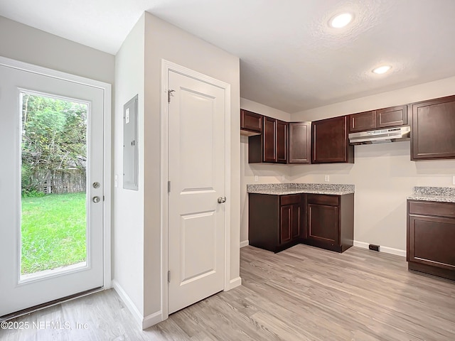 1242/1240 Pangola Dr, Jacksonville, FL 32205 - photo 4
