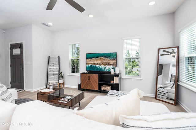 21 Vicksburg Dr, Saint Johns, FL 32259 - living area featuring ceiling fan, plenty of natural light, light wood finished floors, and recessed lighting