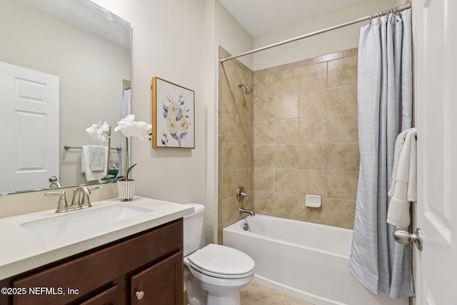48 Gilchrist Way, Saint Johns, FL 32092 - bathroom with shower / bath combo with shower curtain and vanity
