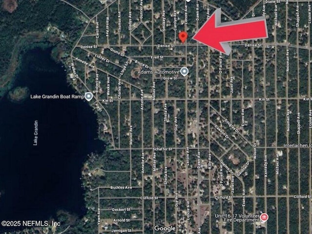 104 Carolyn Ave, Interlachen, FL 32148