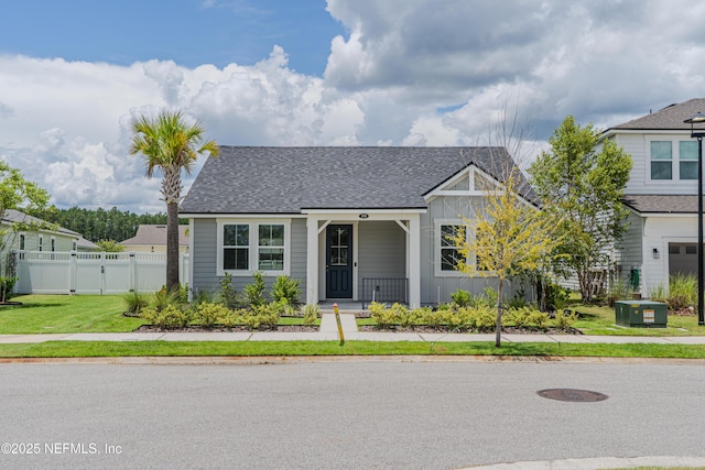 575 Buttonwood Loop, Yulee, FL 32097 - view of front of property featuring roof with shingles