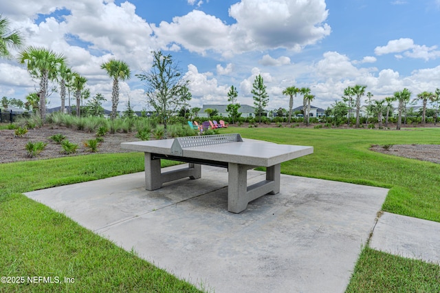 575 Buttonwood Loop, Yulee, FL 32097 - view of patio / terrace
