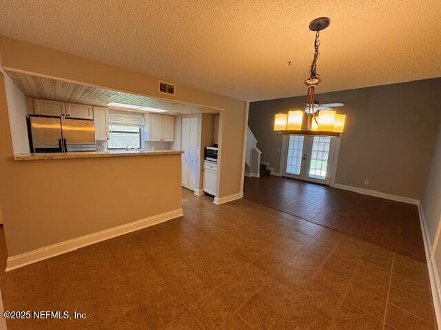 8741 Whispering Pines Dr, Jacksonville, FL 32244 - photo 2