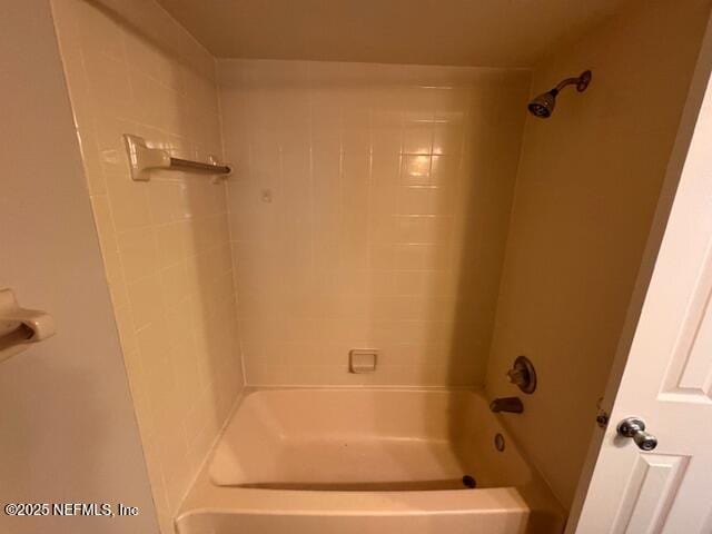 8741 Whispering Pines Dr, Jacksonville, FL 32244 - photo 21