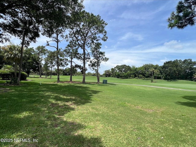 9570 Preston Trl W, Ponte Vedra Beach, FL 32082 - view of property's community with a yard, view of golf course, and view of scattered trees