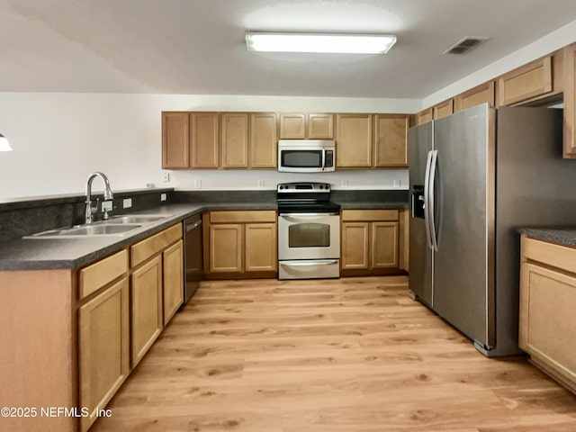 6848 Lake Mist Ln, Jacksonville, FL 32210 - photo 6