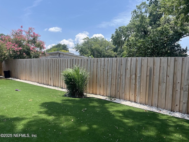 5713 Lake Lucina Dr N, Jacksonville, FL 32211 - view of yard
