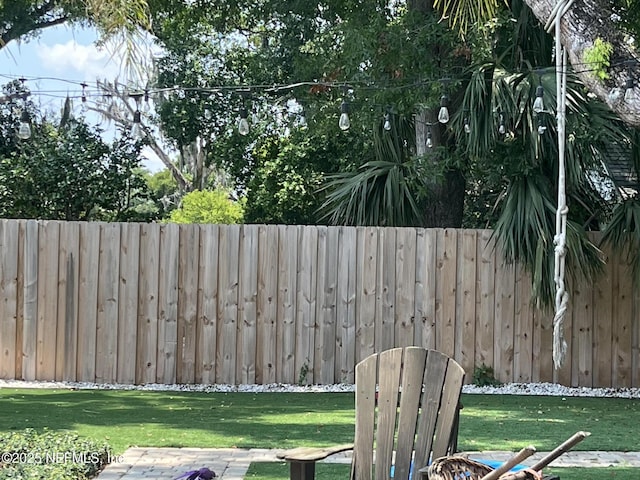 5713 Lake Lucina Dr N, Jacksonville, FL 32211 - view of yard