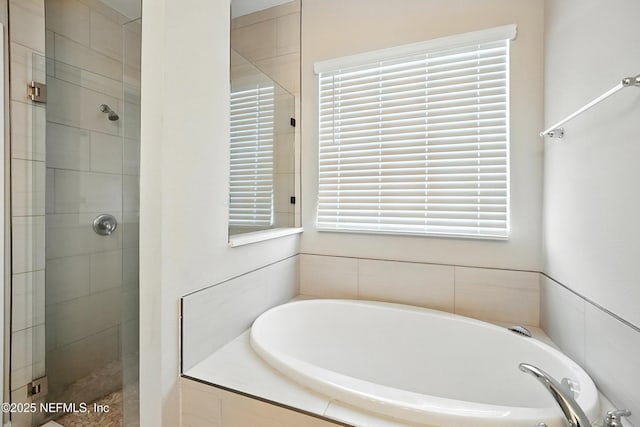 63 Goldcrest Way, Saint Augustine, FL 32092 - full bath featuring a stall shower and a garden tub
