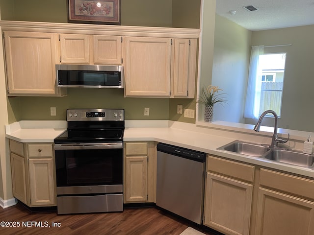 3851 Fairbanks Forest Dr, Jacksonville, FL 32223 - photo 13