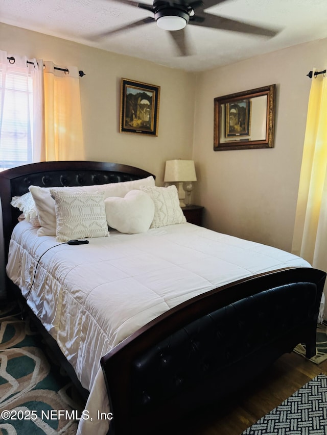 2529 W 28th St, Jacksonville, FL 32209 - bedroom with wood finished floors and a ceiling fan
