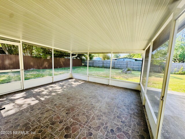8027 Lourdes Dr S, Jacksonville, FL 32210 - photo 4