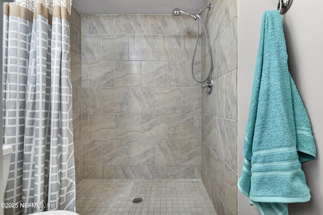 2650 Pinewood Blvd E, Middleburg, FL 32068 - full bath featuring a tile shower