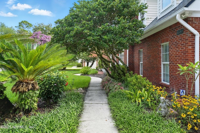 8659 Hampshire Glen Dr S, Jacksonville, FL 32256 - photo 4